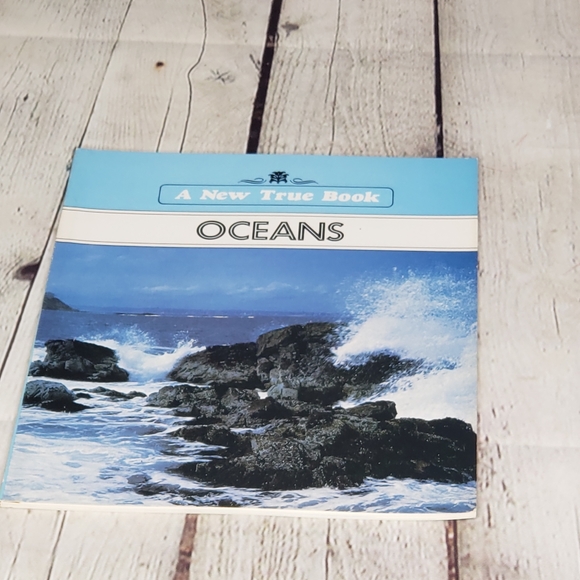 A New True Book Bundle 4 - Picture 3 of 6